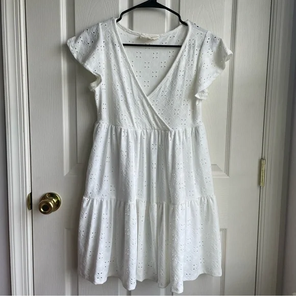 Jessica Simpson White Eyelet Tiered Dress - Picture 1 of 3
